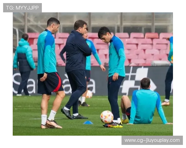 巴萨通过横向调度寻找空间，佩德里抽射太正